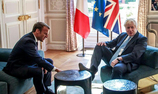 Macron backs more Brexit talks but insists no concessions Macron backs more Brexit talks but insists no concessions