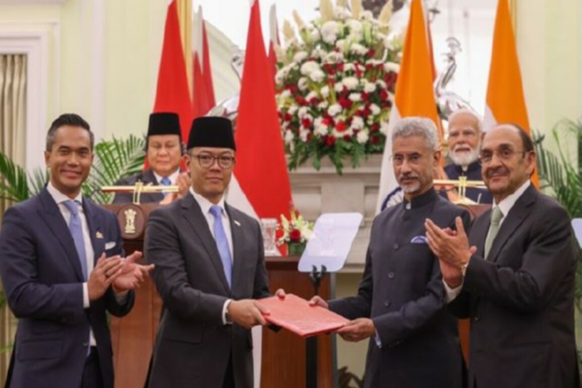 India, Indonesia ink milestone pact for quality assurance in traditional medicine: Ayush Minister