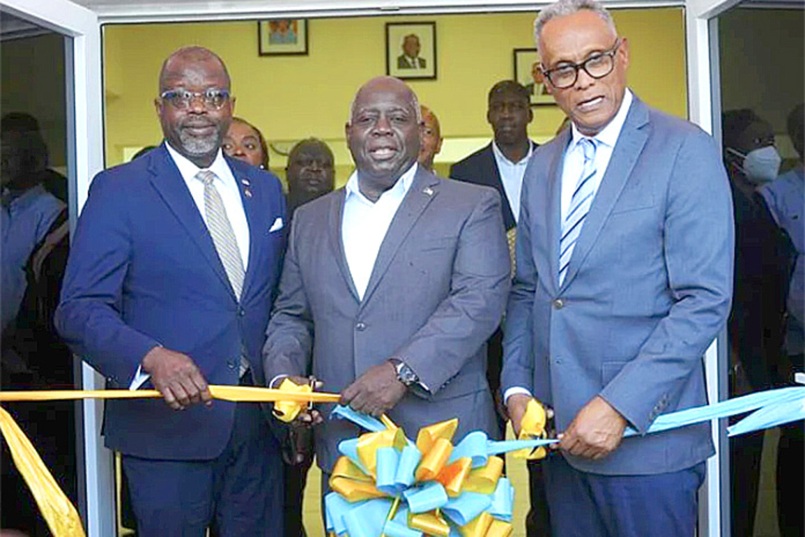 Davis Government opens newly&nbsp;refurbished Annes Town Clinic