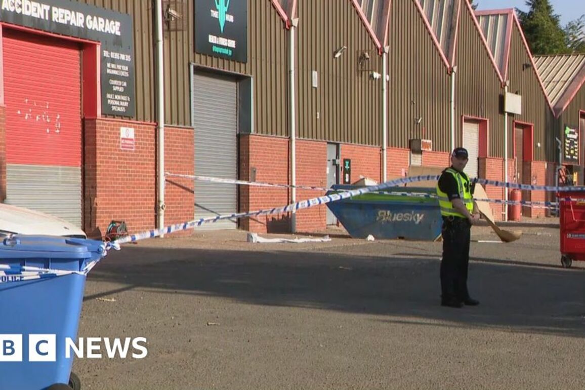 Police probe gang feud links to targeted attack