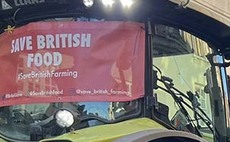 Tractor protestors urge MPs to stop trade deals 'decimating' markets