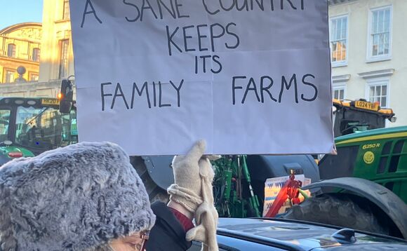 Oxford farming conference protest 3 580x358.jpeg