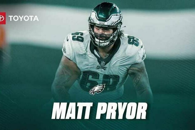 Eagles, OL Matt Pryor agree to terms on one-year deal