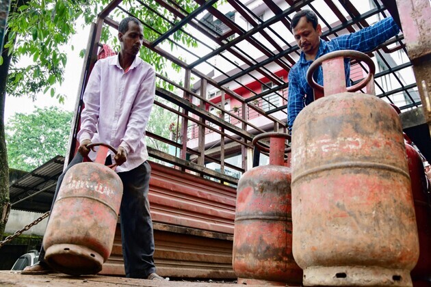 Indian households continue to pay among the lowest cooking gas prices in the world: Petroleum Ministry