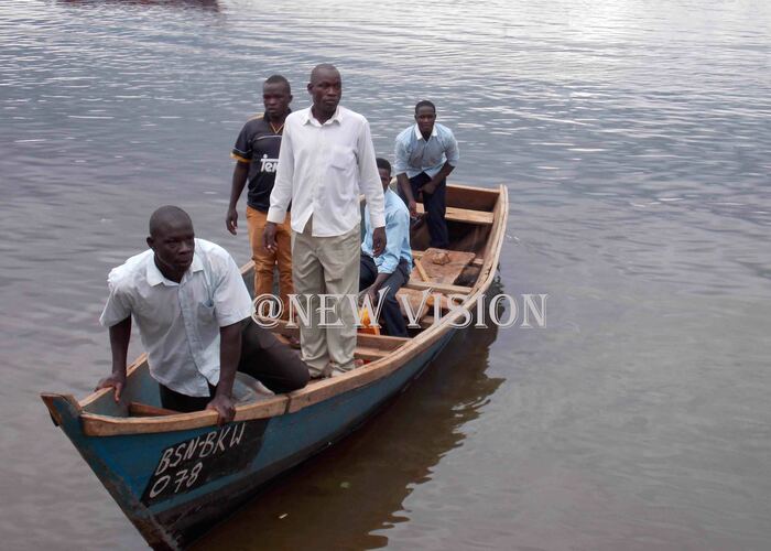  ishermen arriving at the landing site for the health check up