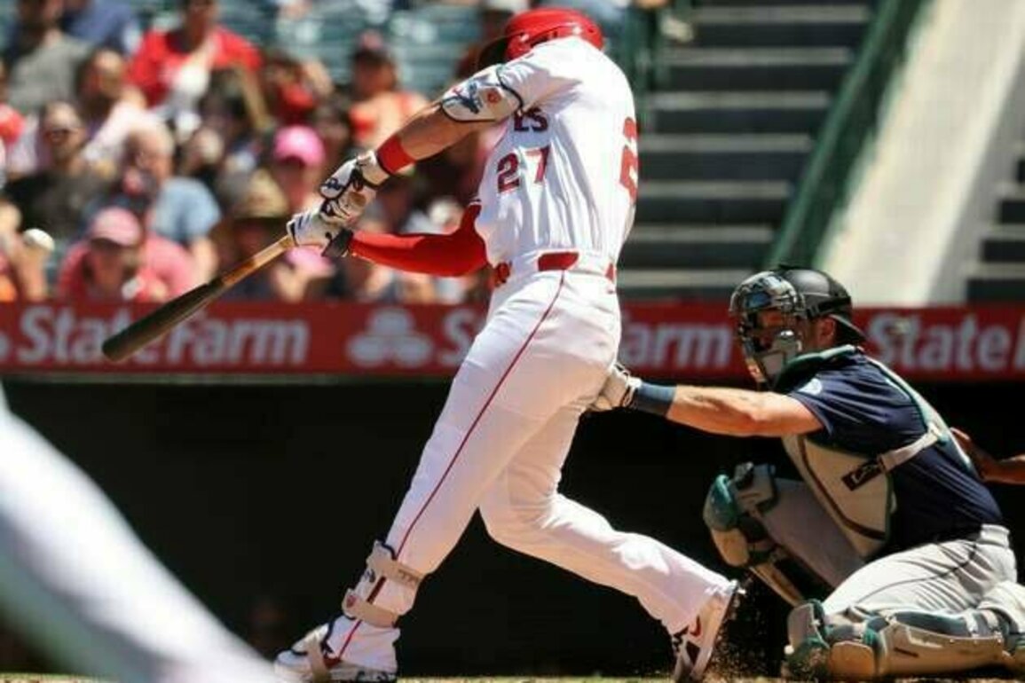 Mike Trout reaches 1,000 career RBIs as Angels top Mariners