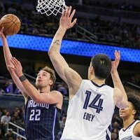 Late block seals Grizzlies' comeback win over Magic
