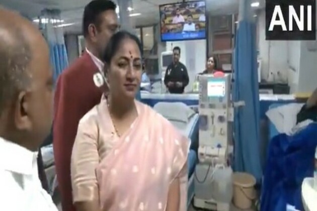 Delhi CM Rekha Gupta inaugurates 'Apheresis Machine' at Lions Blood Centre in Shalimar Bagh