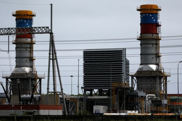 Venezuela's oil supply to rise in years ahead and depress prices, say analysts