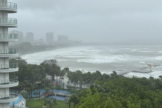 Update: People evacuated, flights canceled as south China braces for Typhoon Wutip