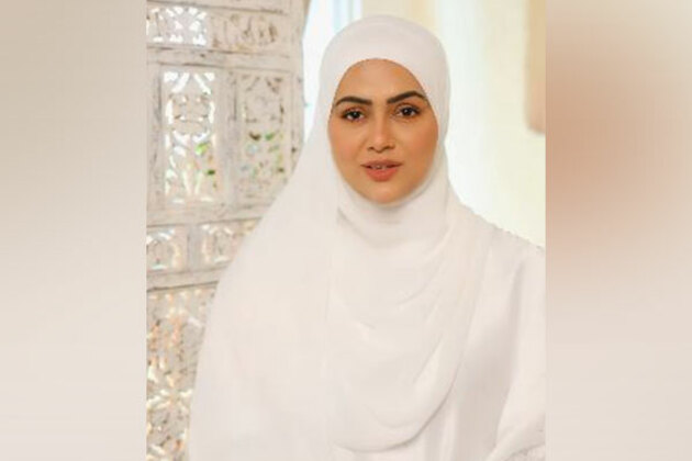 'Bigg Boss' fame Sana Khan's mother passes away