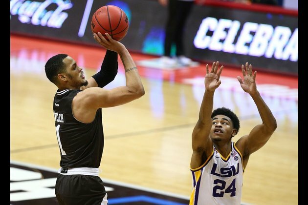 Alabama lands St. Bonaventure transfer Dominick Welch