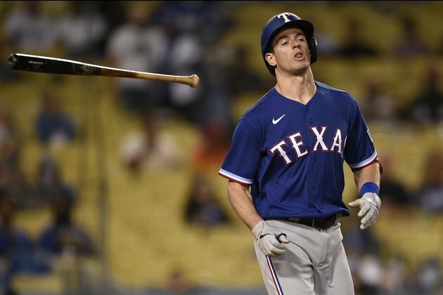 Desperate for a road win, Rangers take on Dodgers