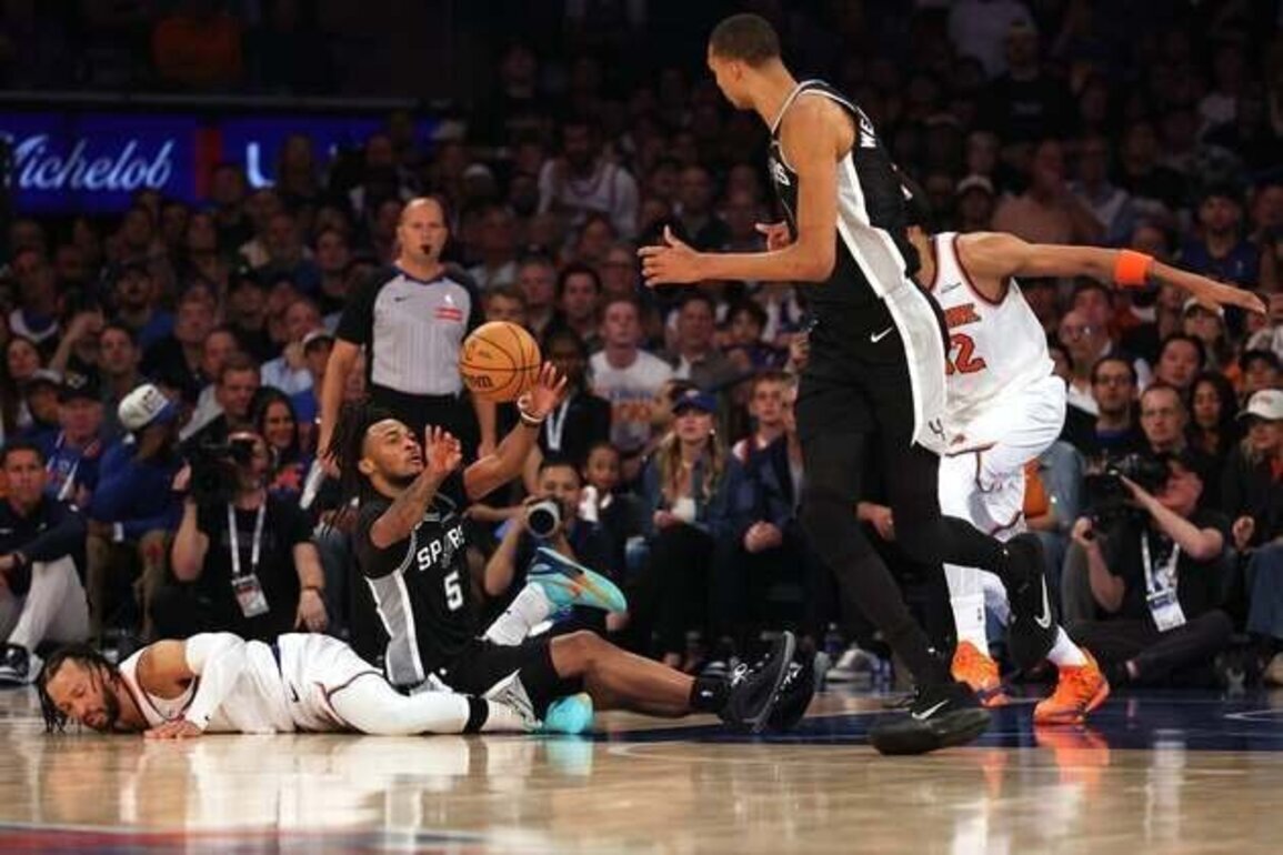 Reports: Victor Wembanyama won't get flagrant-1 for Game 3 shove