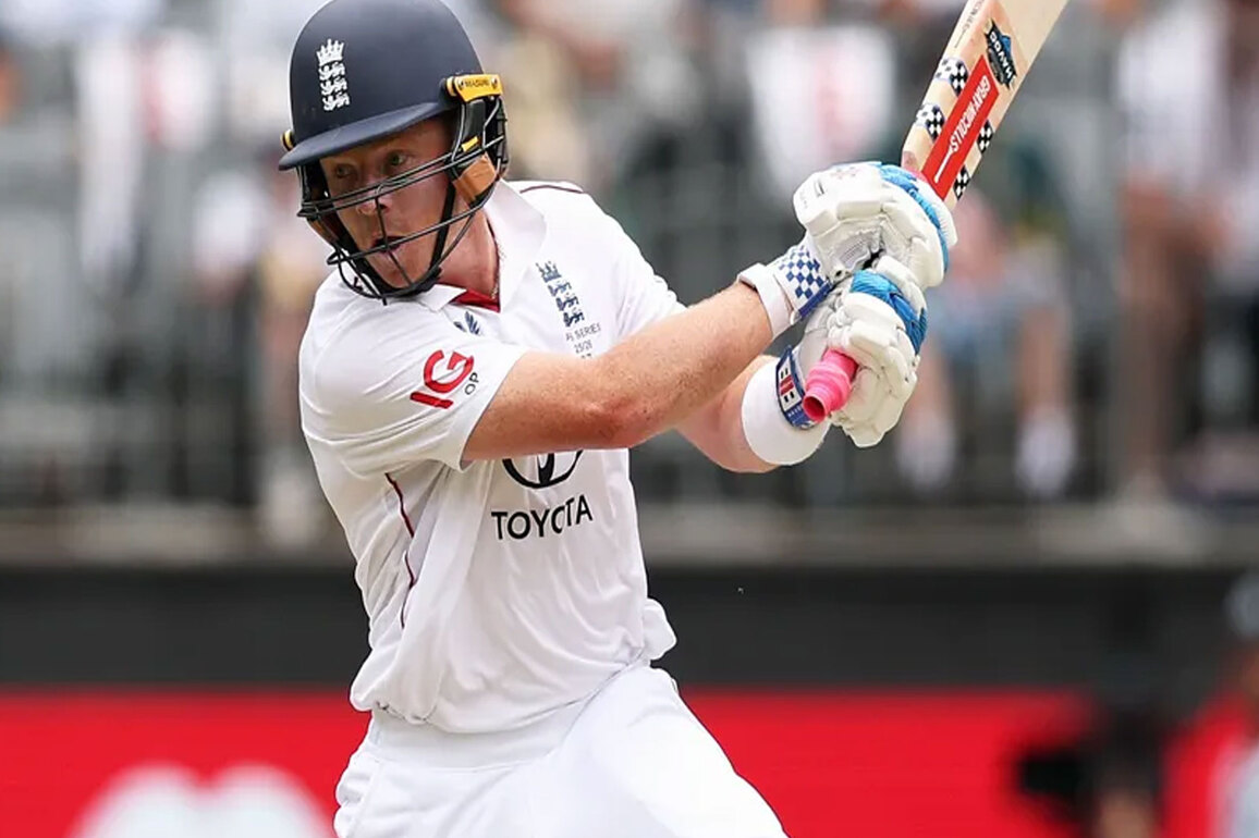 Ashes 1st Test: Pope-Duckett stand puts England at advantage with 99-run lead (Day 2, Lunch)