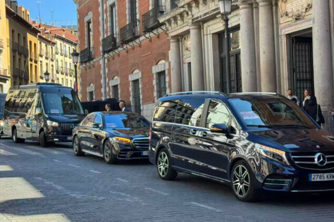 Chinese team arrives in Madrid for trade talks with U.S. delegation