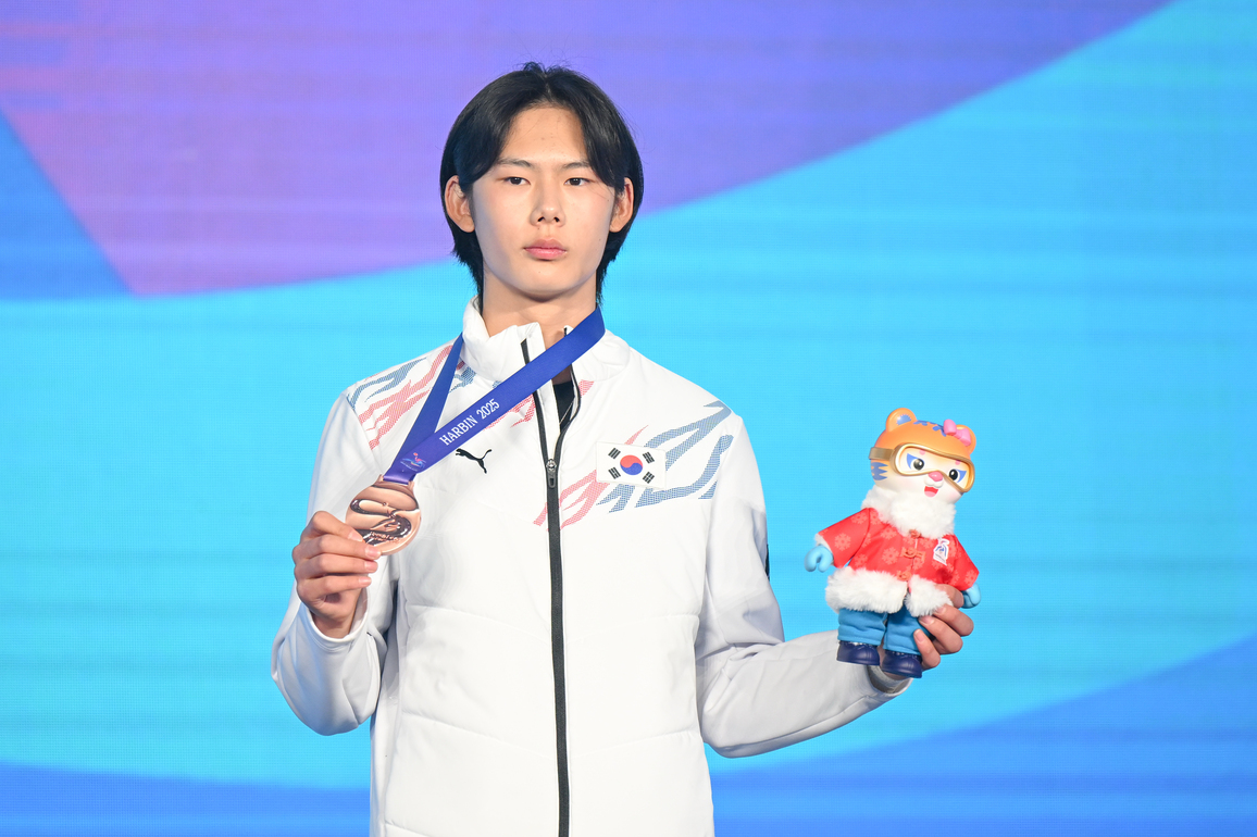 (SP)CHINA-YABULI-ASIAN WINTER GAMES-MEN'S SNOWBOARD HP(CN)