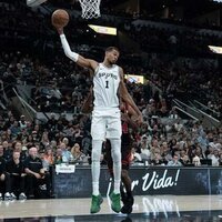 Victor Wembanyama goes for 41 as Spurs roll past Bulls