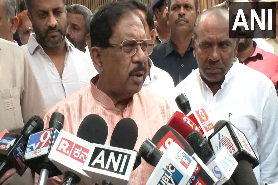 "No major untoward incidents taken place": Home Minister G Parameshwara on bus strike in Karnataka