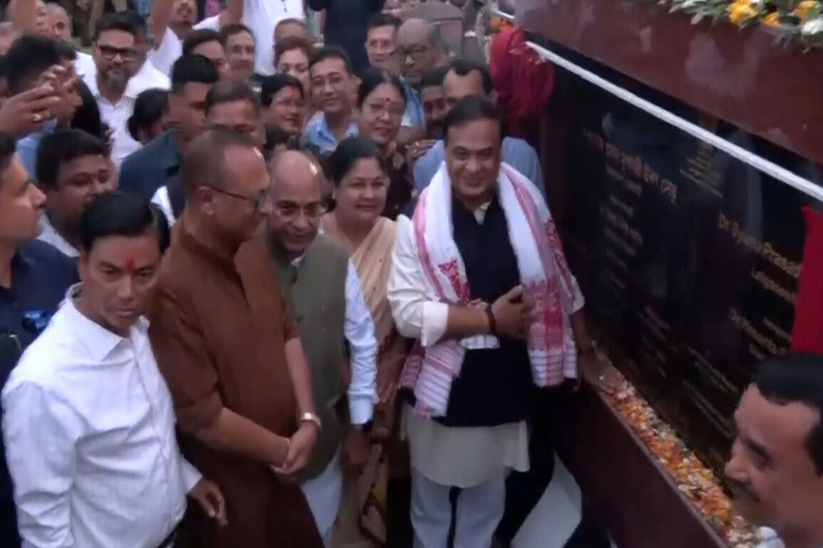 Assam CM dedicates newly constructed Syama Prasad Mookerjee Flyover to public