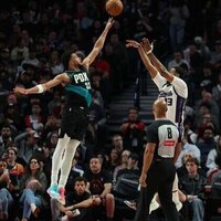 Deni Avdija comes through at line in OT as Blazers nip Kings