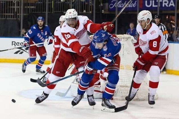 Gabe Perreault's hat trick gets Rangers past Red Wings