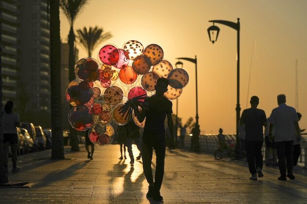 A postwar Lebanon tries to reknit its society