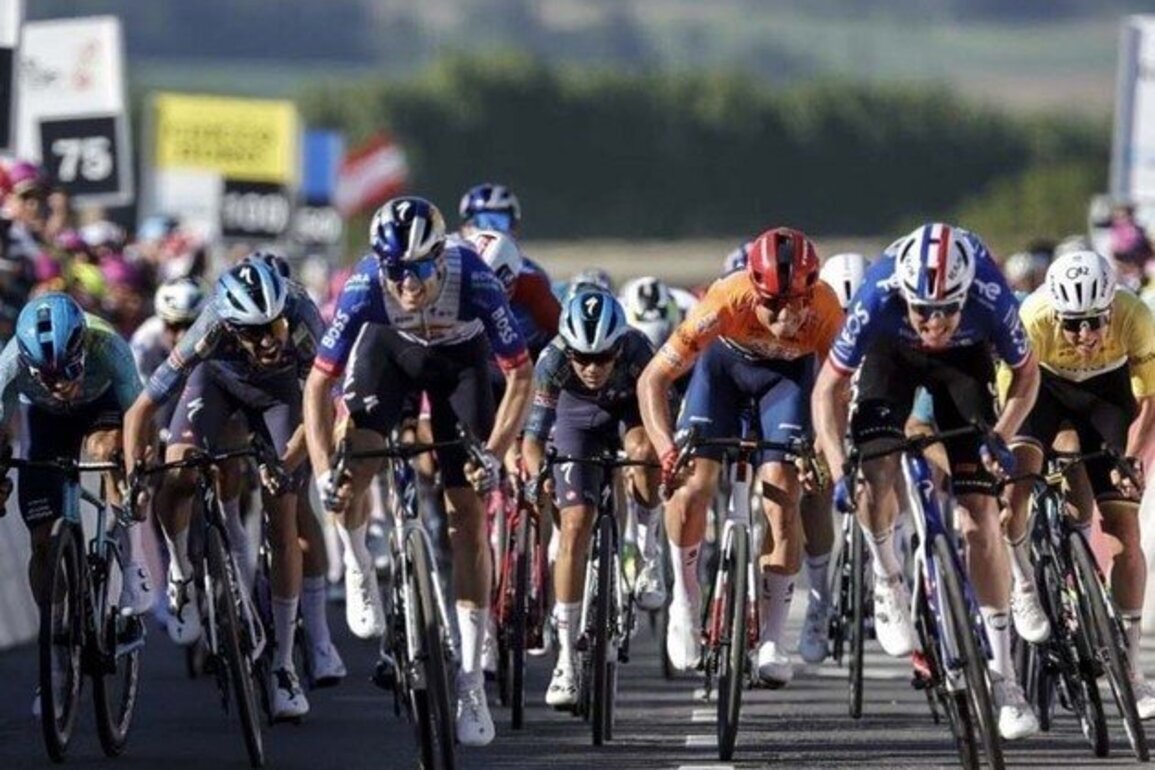UAE Team Emirates-XRG's Pogaar retains leader's jersey with fourth place at Tour de Romandie