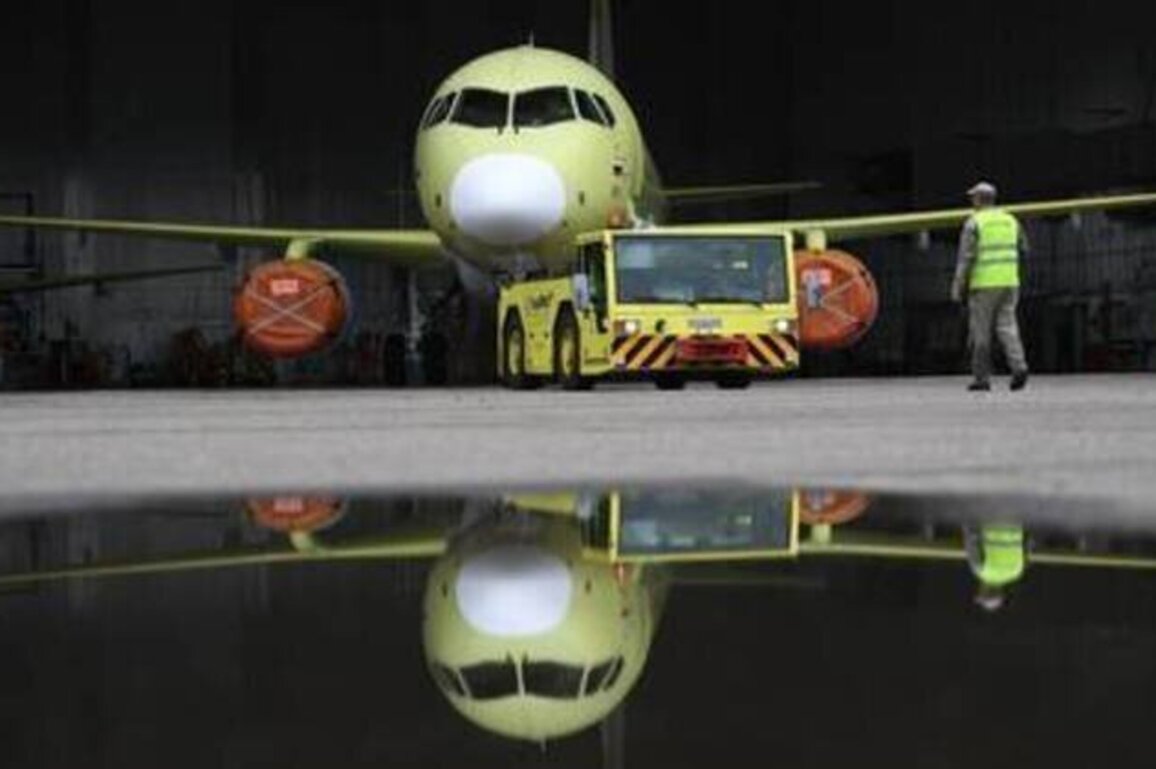 Are Russia and India challenging the monopoly of Boeing and Airbus?