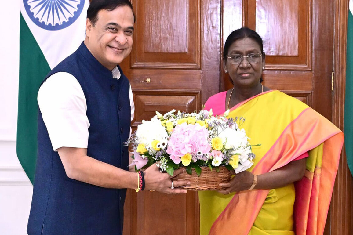Assam CM meets President Droupadi Murmu, seeks guidance for state's development journey