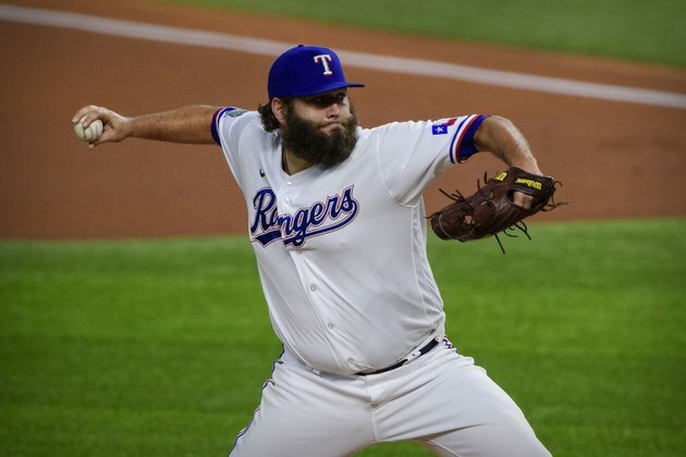 Lynn, Rangers look to seal series win over Dodgers