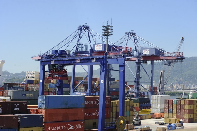 Brazil's trade balance hits highest February surplus since 1989