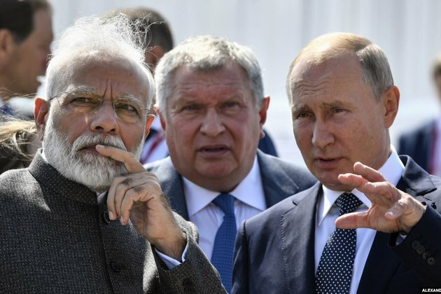 Russian, Indian Leaders Meet Ahead Of Far East Economic Forum