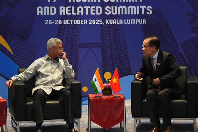 EAM Jaishankar meets Vietnamese FM Le Hoai Trung; discusses strategic partnership, economic ties