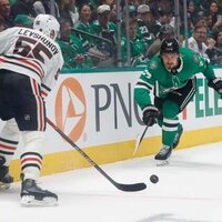 Stars eager to end skid in matchup vs. scuffling Blackhawks