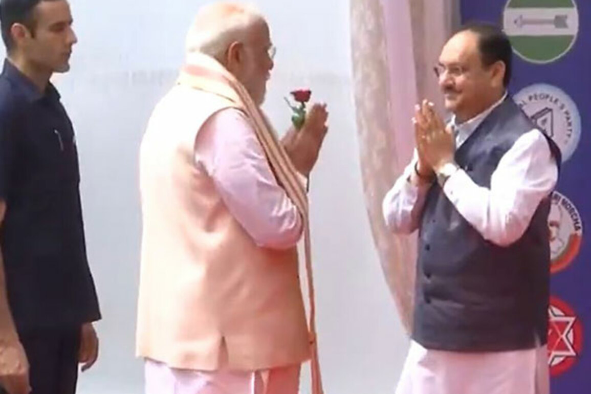 New Delhi: PM Narendra Modi arrives for NDA CMs, Deputy CMs alliance meeting