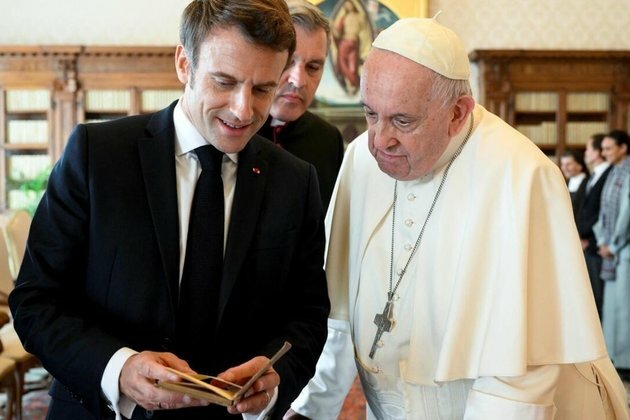 Macron defends decision to attend Pope&#039;s mass in Marseille