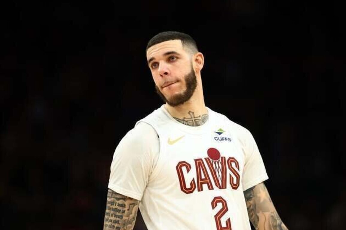Report: Lonzo Ball to become free agent after trade to Jazz