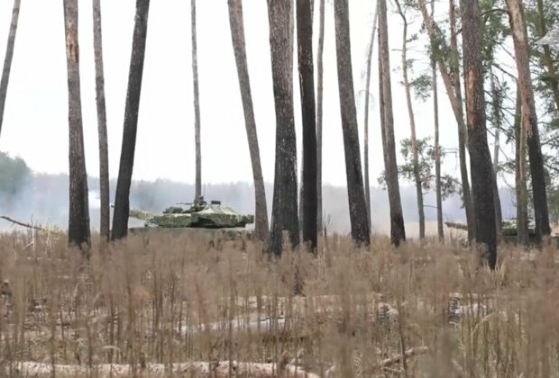 Russian tanks in action in Donbass