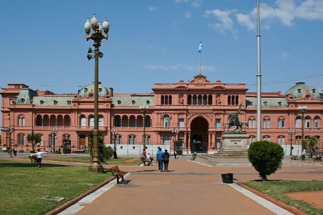 Access to Casa Rosada restored for most Argentinian media by Milei