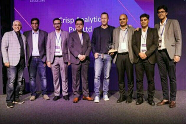 LUMIQ wins AWS Specialty Partner of the Year 2022 - for Data, Analytics, & Machine Learning - second year in a row