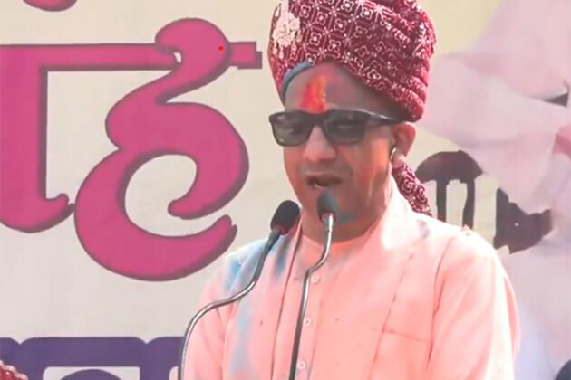 Celebrating Holi while world in disarray under great leadership: CM Yogi