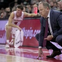 Wisconsin blitzes UCLA early, bounces back for Big 10 triumph