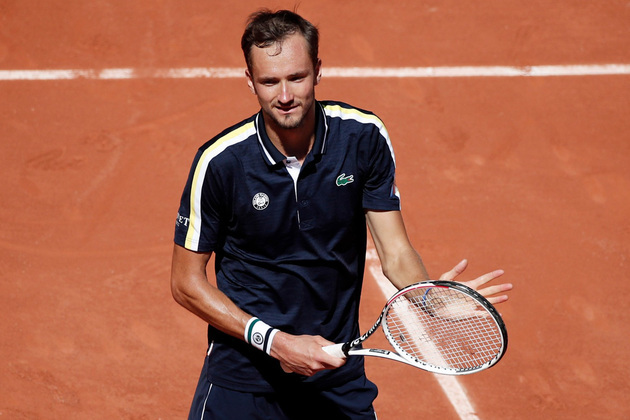 Italian Open: Medvedev reaches quarterfinals; Luciano stuns Zverev