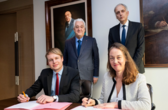 Plastic Omnium & Hella sign a strategic partnership