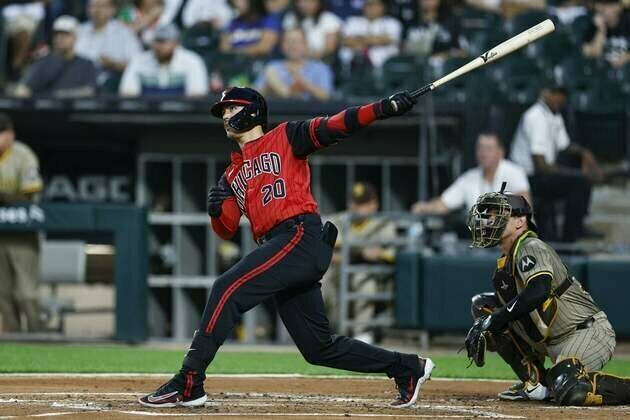 White Sox edge contending Padres, end six-game skid