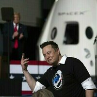 Musk threatens to paralyze US space program