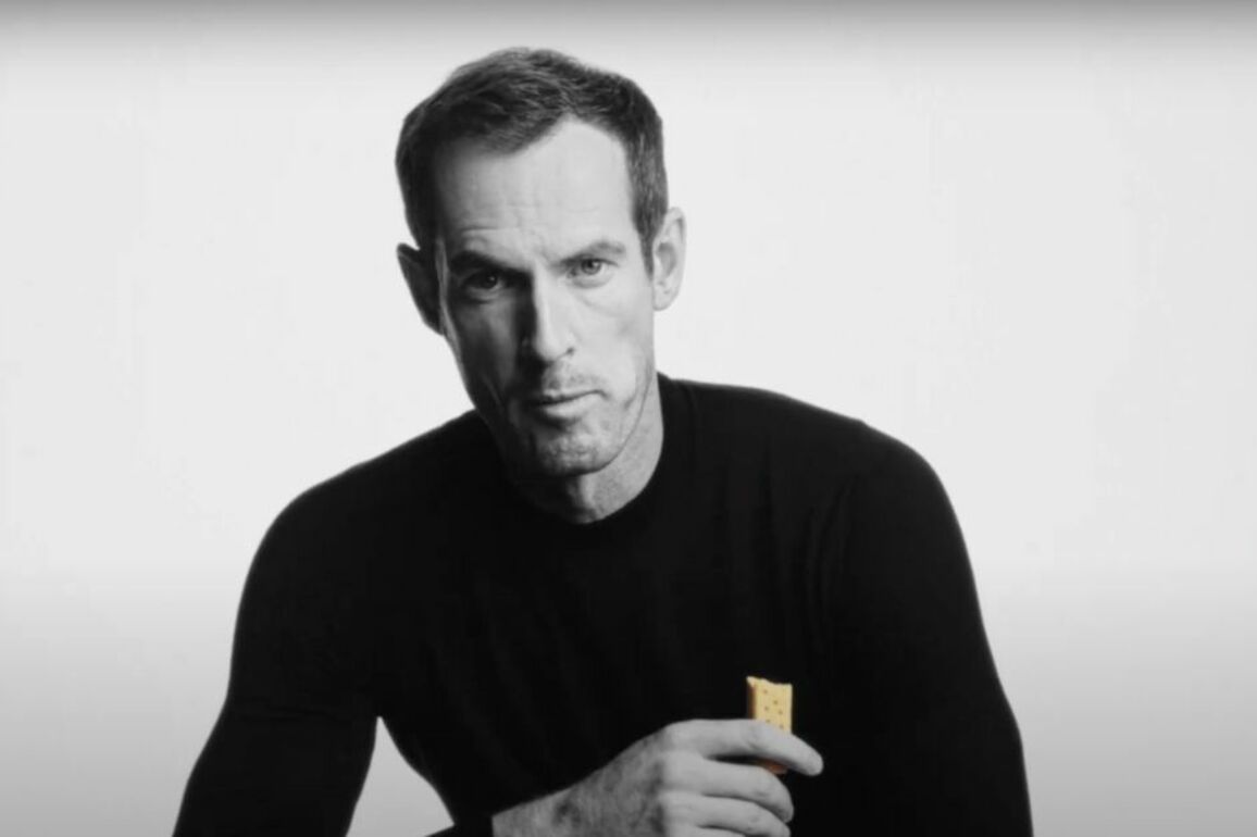 Andy Murray appears in cheeky advert for Walkers shortbread after taking 'new job'