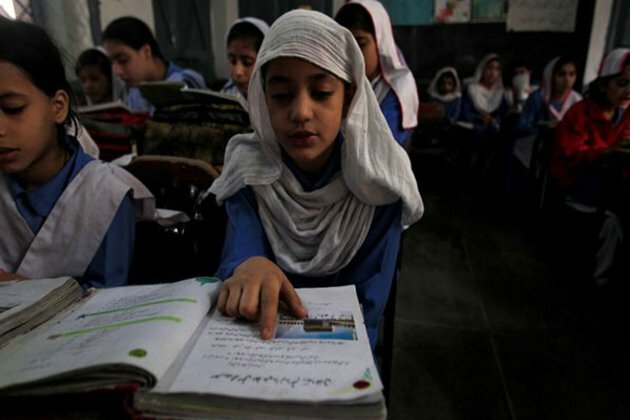 Pakistan: Human Rights Observer report highlights increase in content against minorities in textbooks
