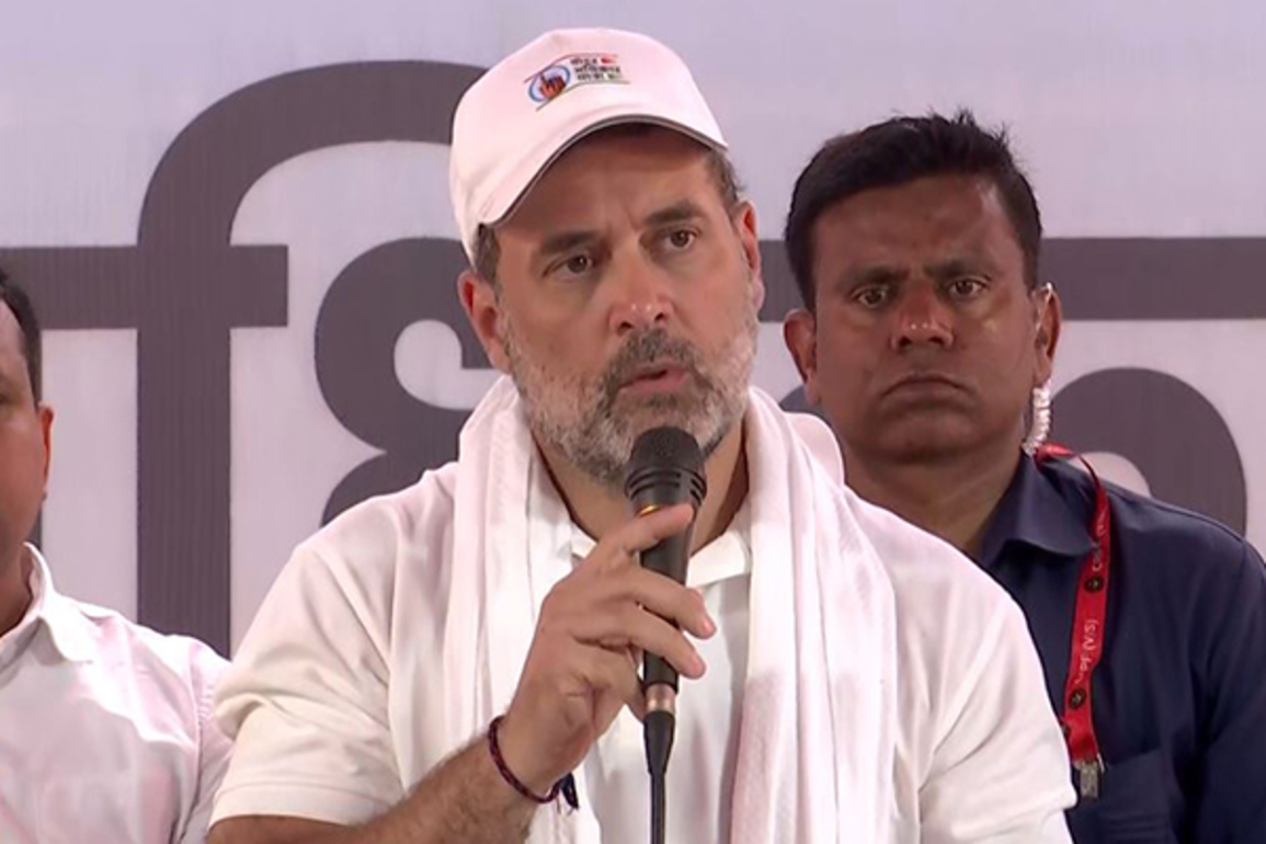 "Hallmark of cowardly government": Rahul Gandhi criticises government over lathi charge of protesting SSC aspirants at Ramleela Maidan